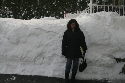 IlyneBySnowBank1